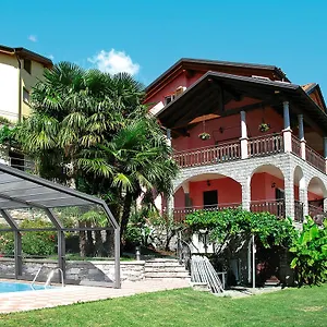 Casa Rosa Apartahotel Gera Lario